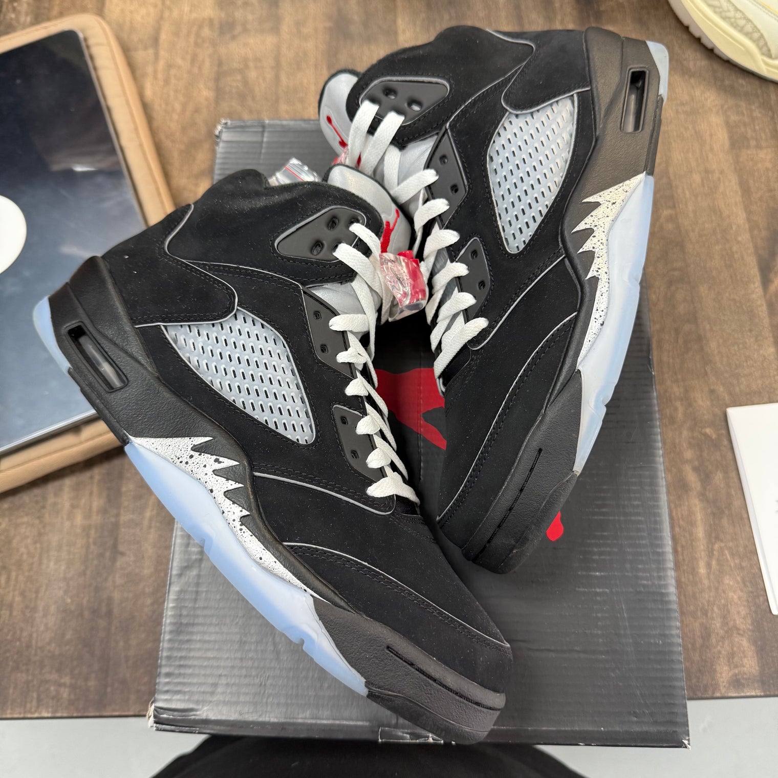 Black Metallic Jordan 5 (2025) (USED)