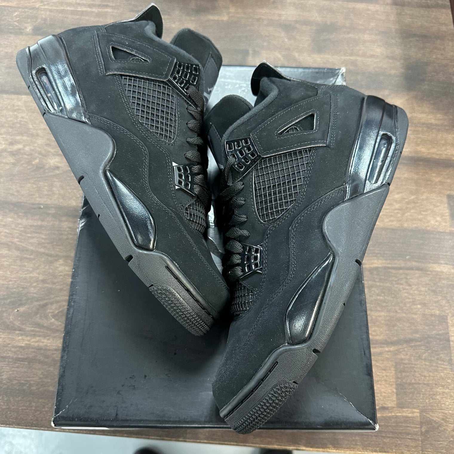Black Cat Jordan 4 (Lightly Worn)