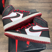 Bloodline Jordan 1 High (USED)