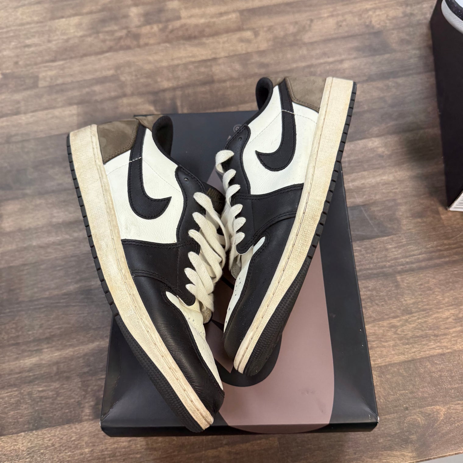 Mocha Jordan 1 Low OG (USED)