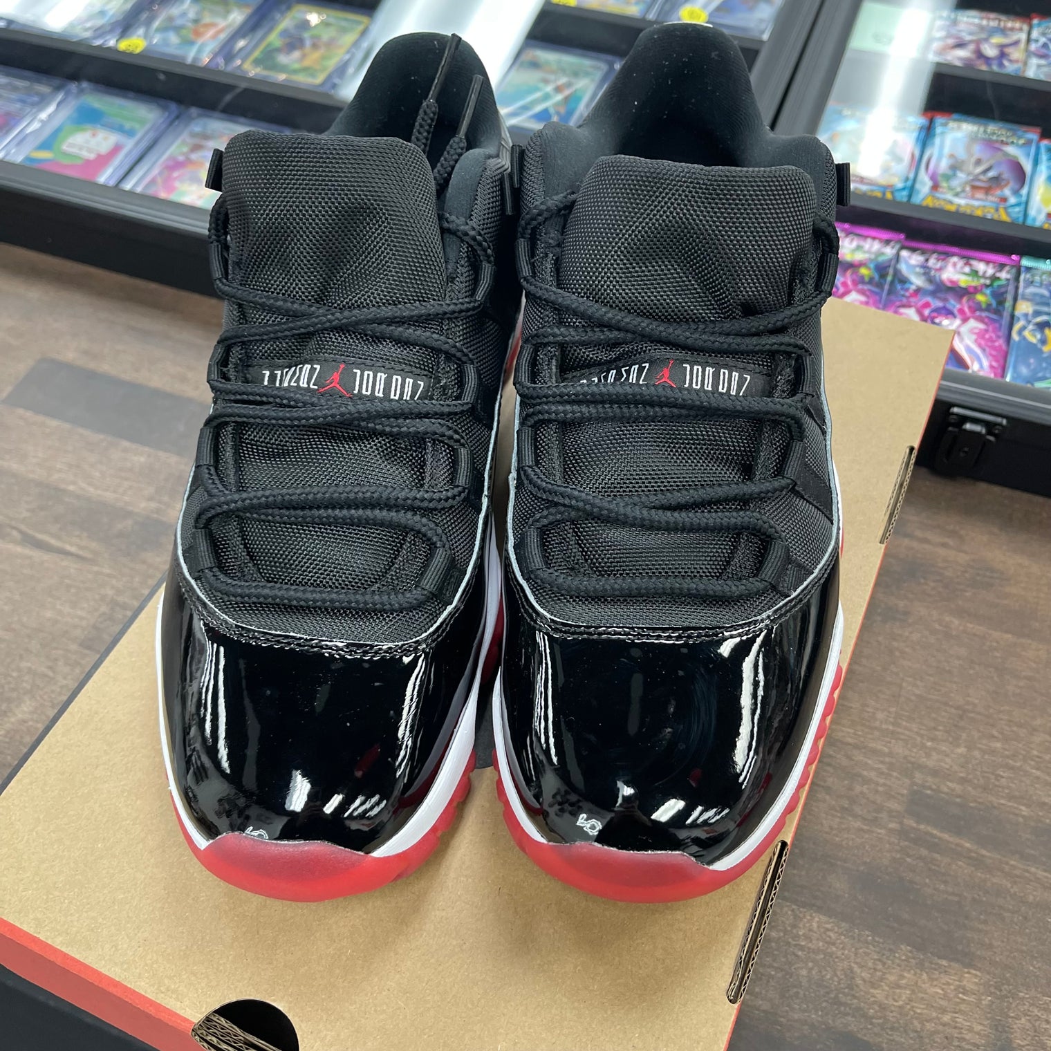 Bred Jordan 11 Low (USED)