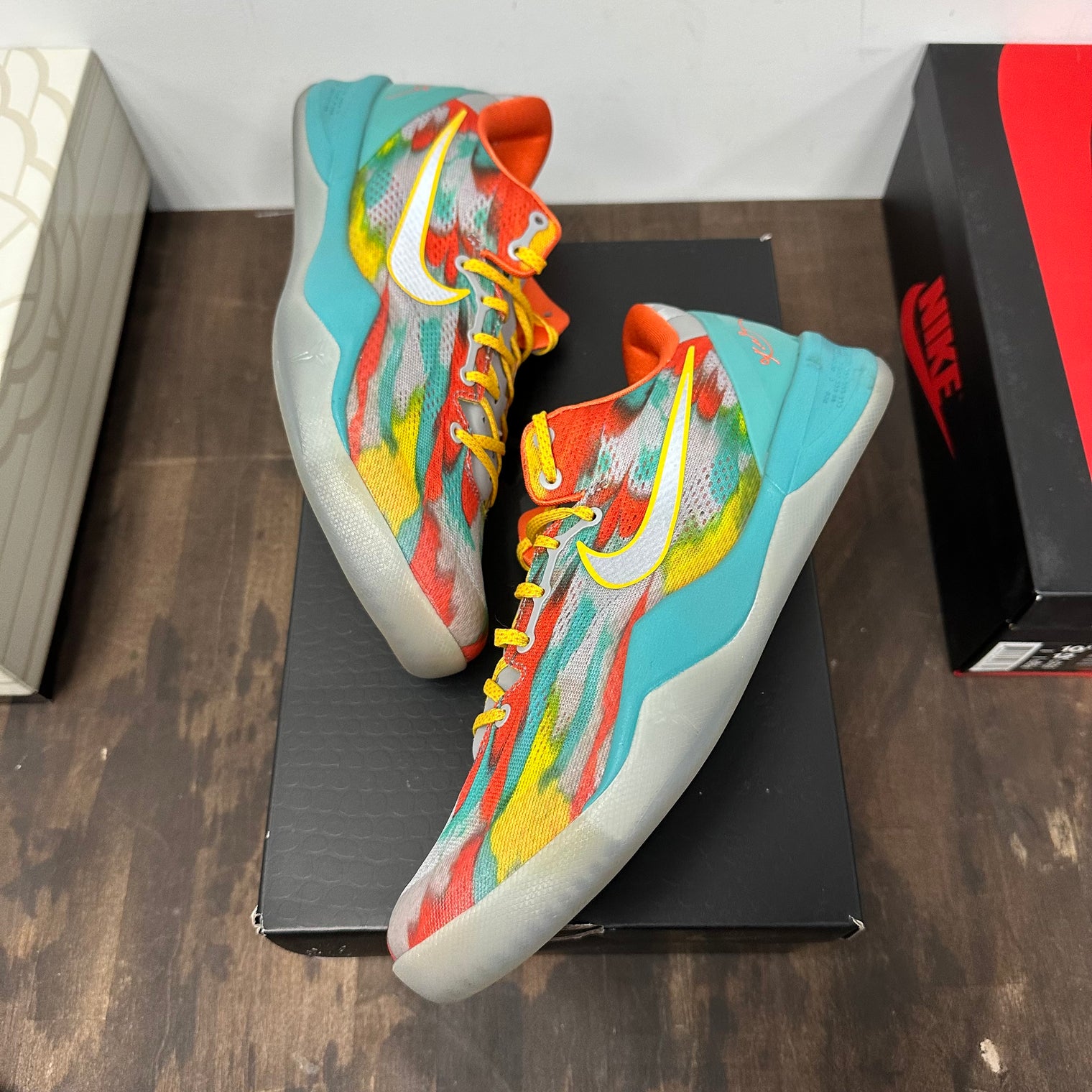 Venice Beach Kobe 8 Protro (USED)