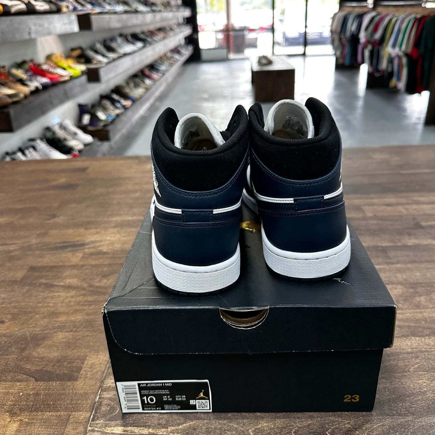 Armory Navy Jordan 1 Mid (USED)