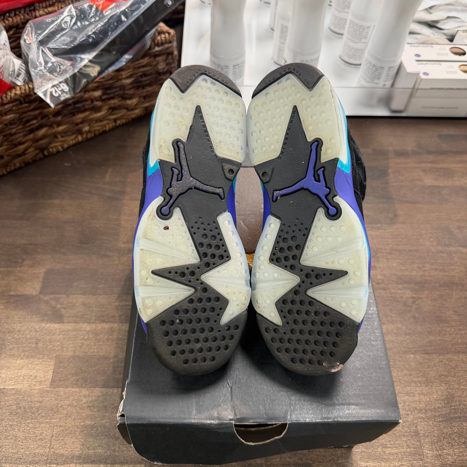 Aqua Jordan 6 Retro (GS) (USED)