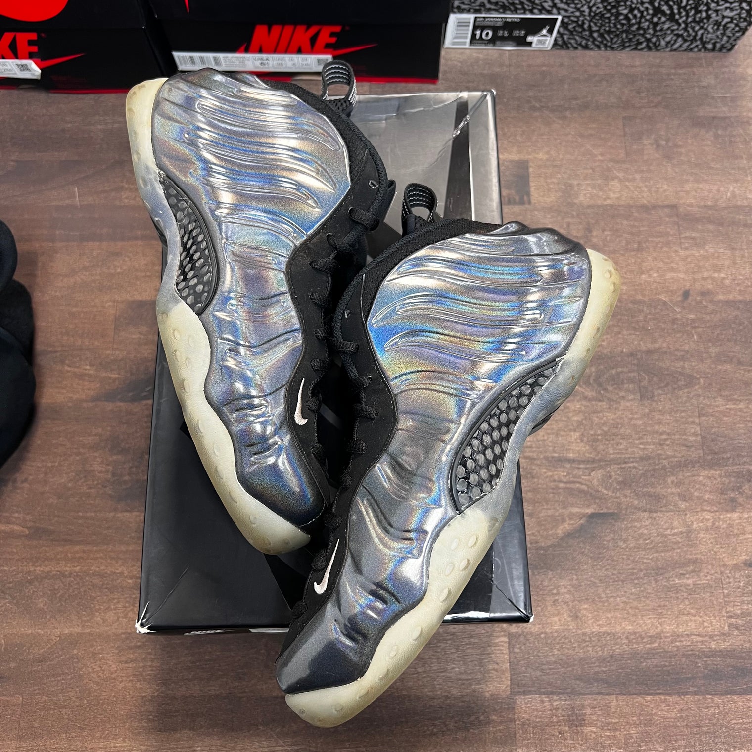 Hologram Foamposite (USED)