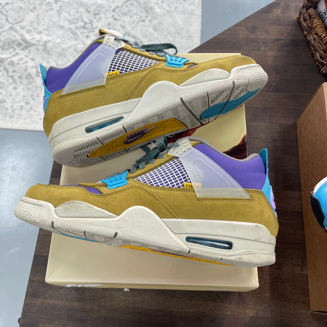 Nike Union 4 Desert Moss (USED)