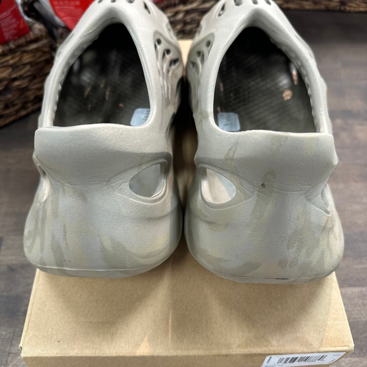 Stone Sage Yeezy Foam RNNR (USED)