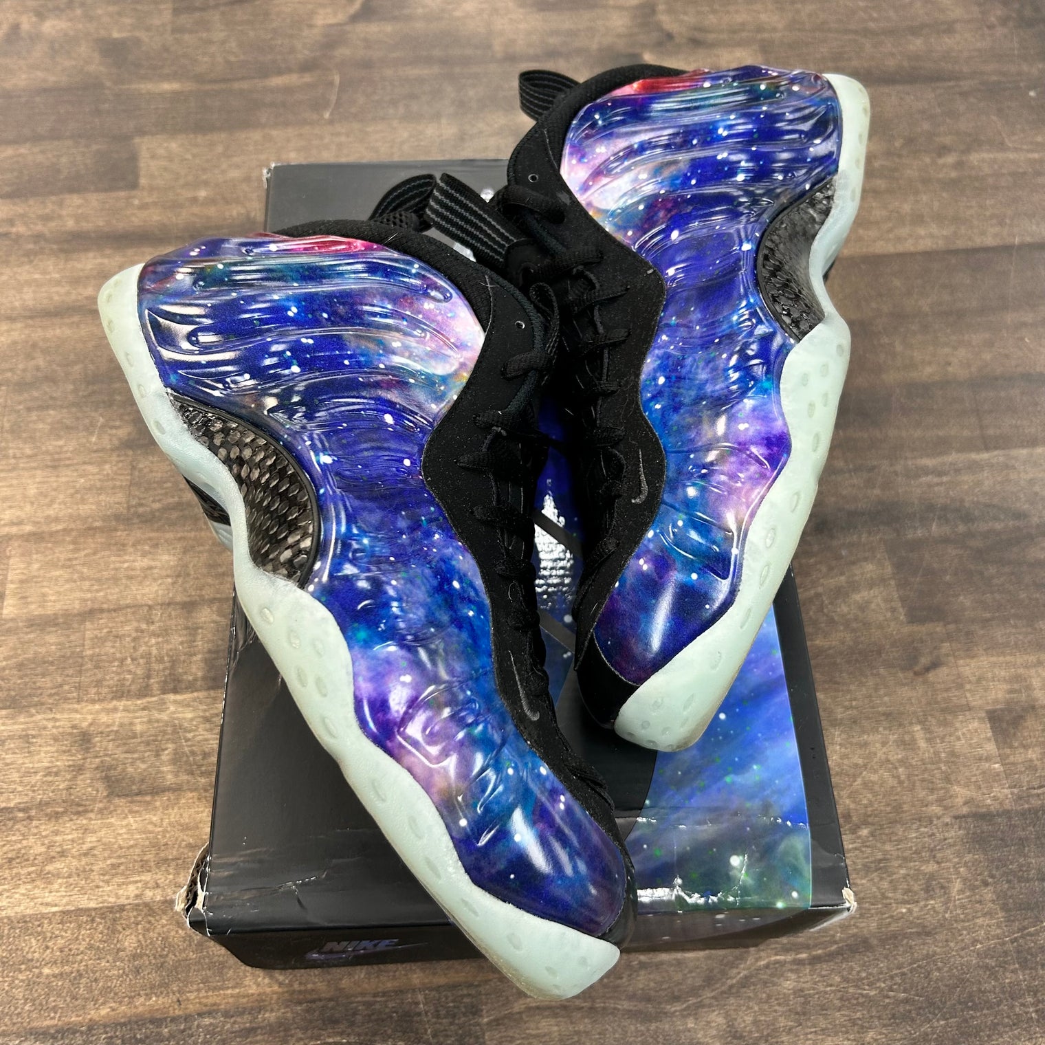 Galaxy Foamposite One (USED)