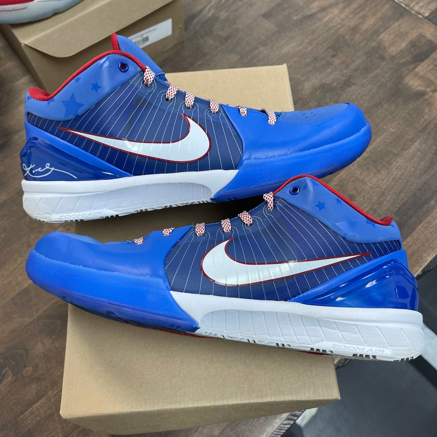 Philly Kobe 4 (USED,No Box)
