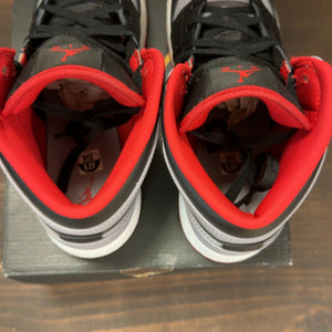 Jordan 1 Mid Bred Shadow (GS) - Image 6
