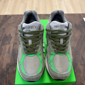 New Balance 990v3 MiUSA Patta Keep Your Family Close - Image 2