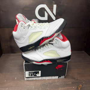 Jordan 5 Retro Fire Red Silver Tongue (2020) - Image 1