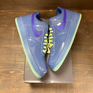 Nike Air Force 1 Low Patent Leather Mystic Navy Grape Ice - Image 2