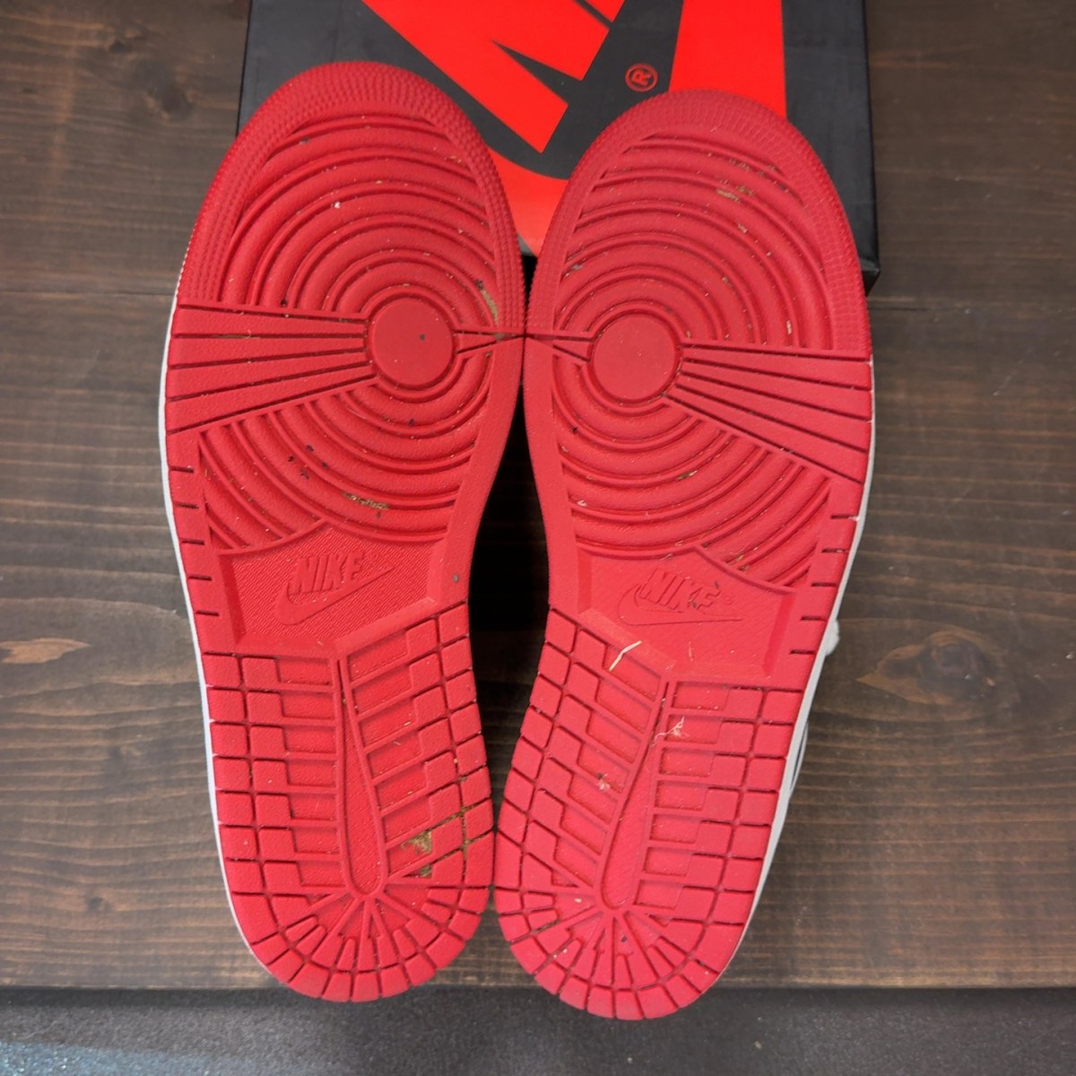 Jordan 1 Retro Low OG Chicago (2025) - Image 8