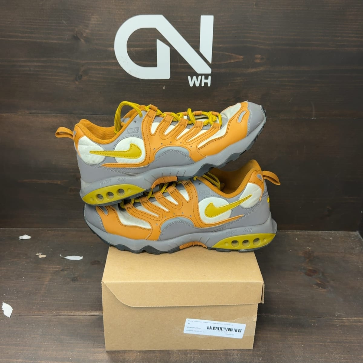 Nike Air Terra Humara 18 Desert Ochre Dark Citron Size 12 (Pre-Owned) - front