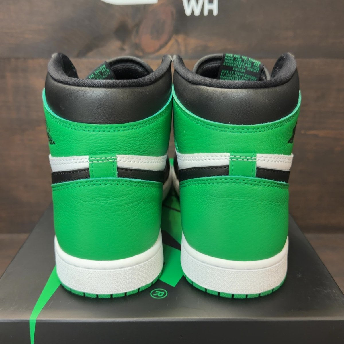 Jordan 1 Retro High OG Lucky Green - Image 4