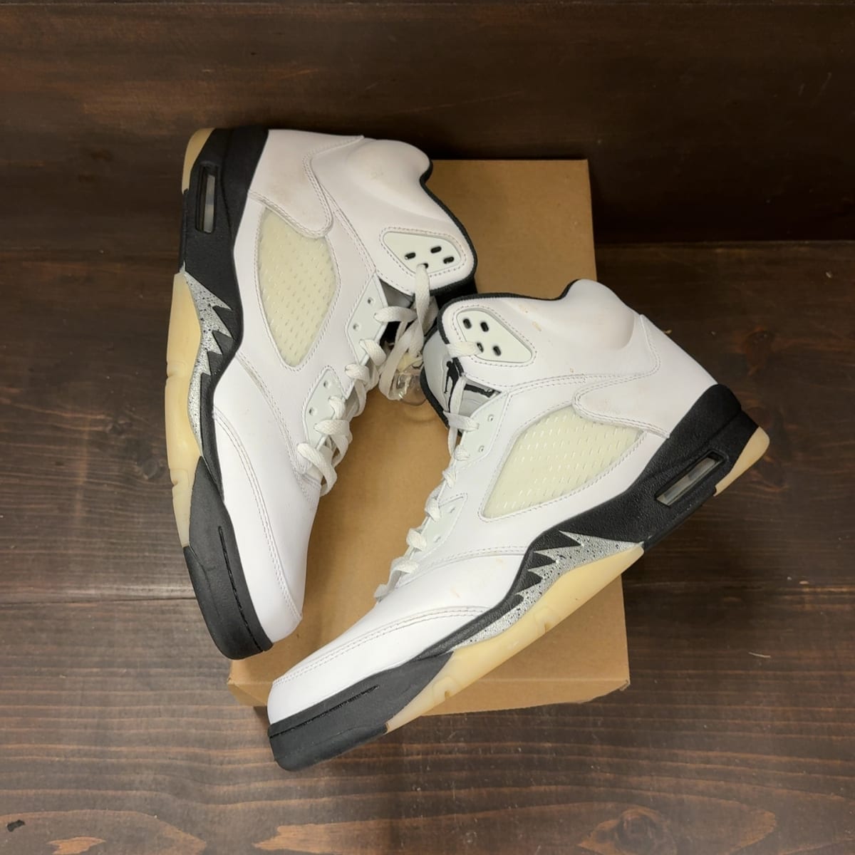 Jordan 5 Retro Reverse Metallic Size 13 (Pre-Owned) - back