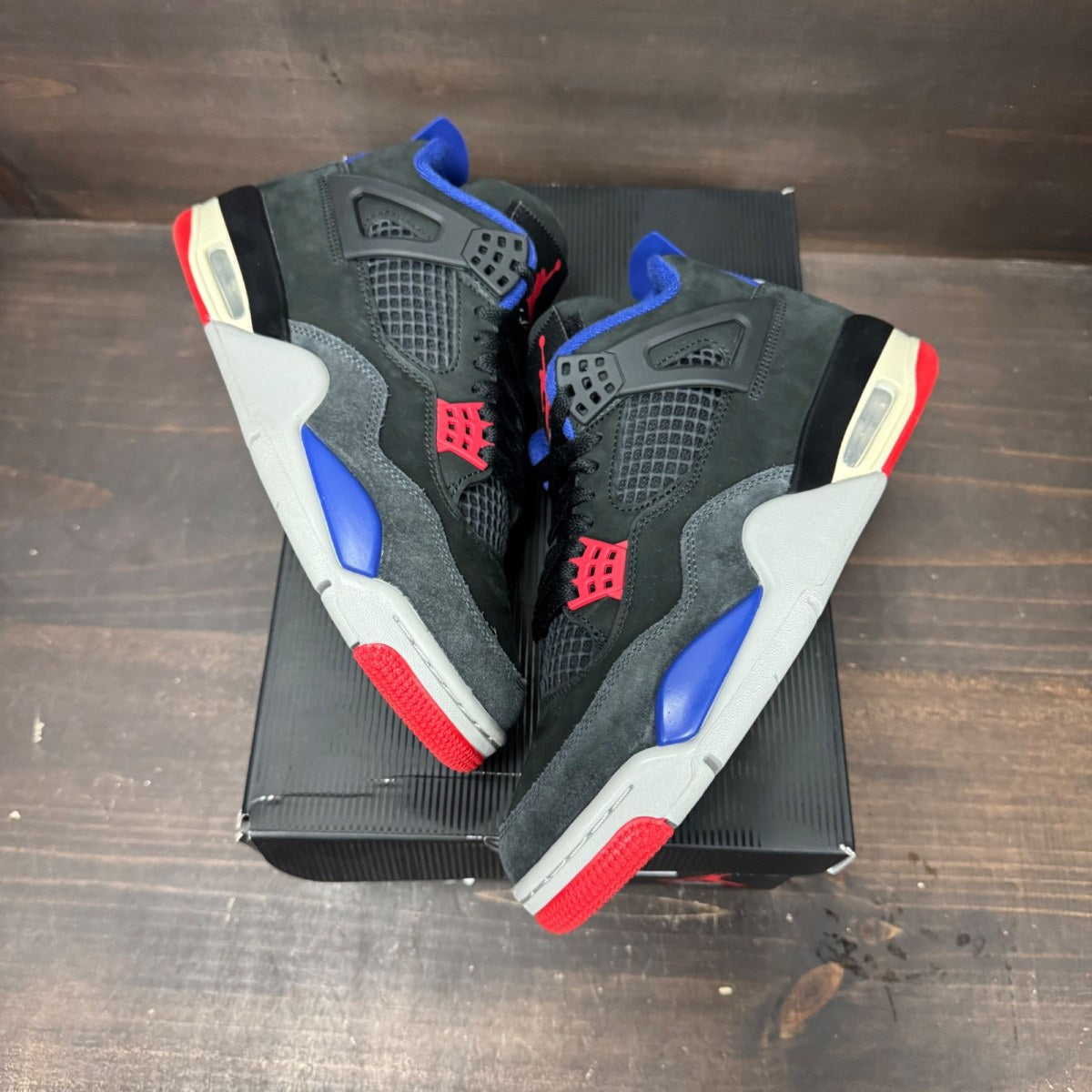 Jordan 4 Retro Rare Air (Gold Lettering) Size 8 (Pre-Owned) - back