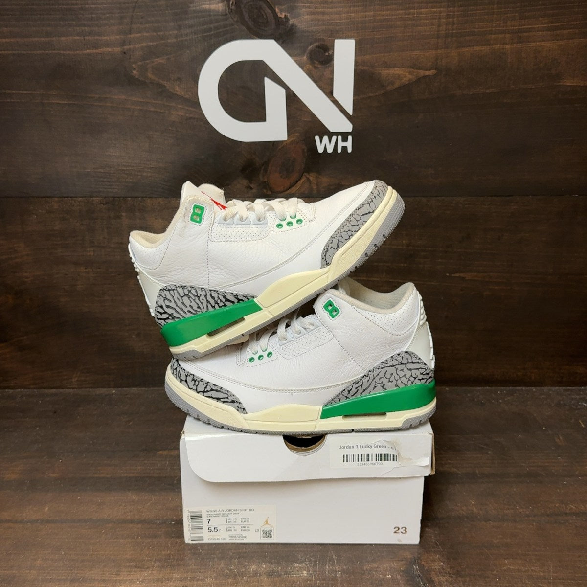 Jordan 3 Retro Lucky Green (Women's) Size 7W (Pre-Owned)