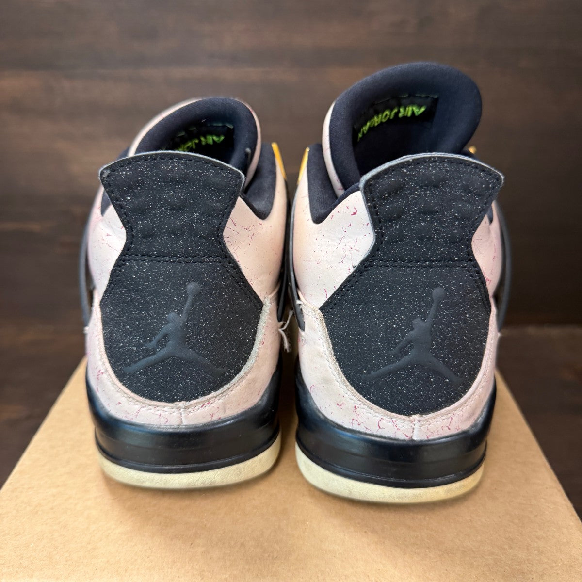 Jordan 4 Retro Silt Red Splatter (Women's) Size 8.5W (Pre-Owned) - Image 4
