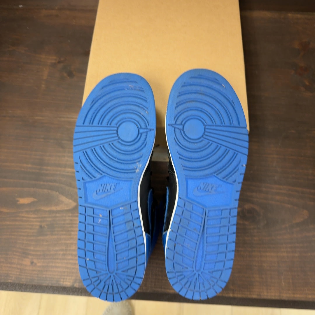 Jordan 1 Retro Royal (2017) (GS) Size 7Y (Pre-Owned) - Image 6