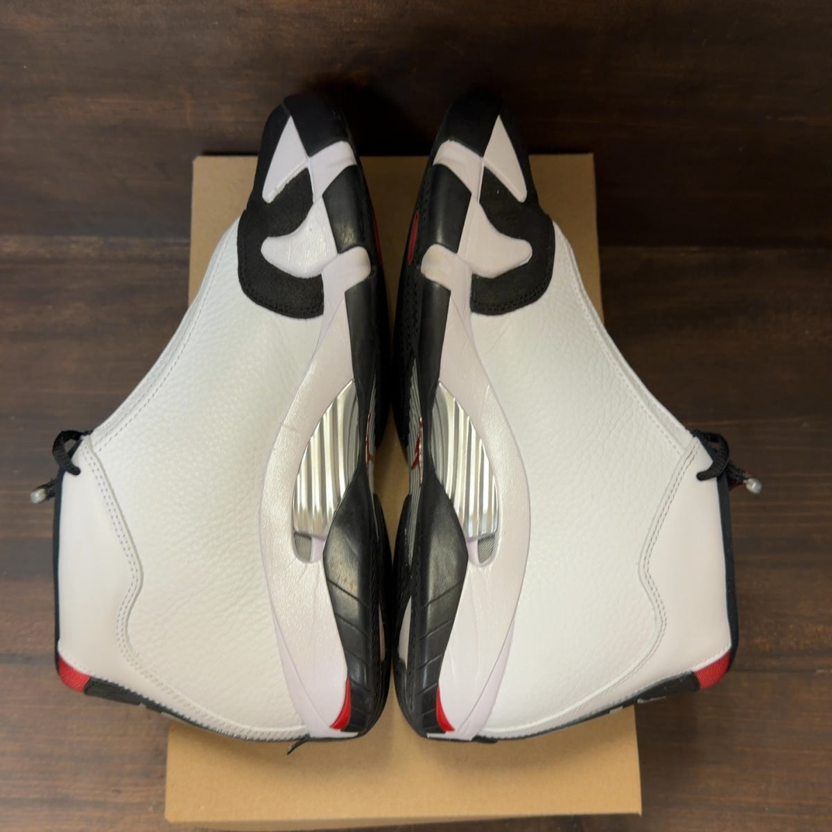 Jordan 14 Retro Black Toe (2024) Size 10.5 (Pre-Owned) - Image 5