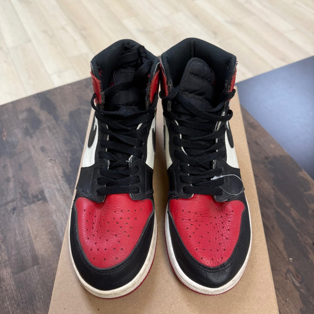 Jordan 1 Retro High Bred Toe (GS) Size 7Y (Pre-Owned) - Image 2