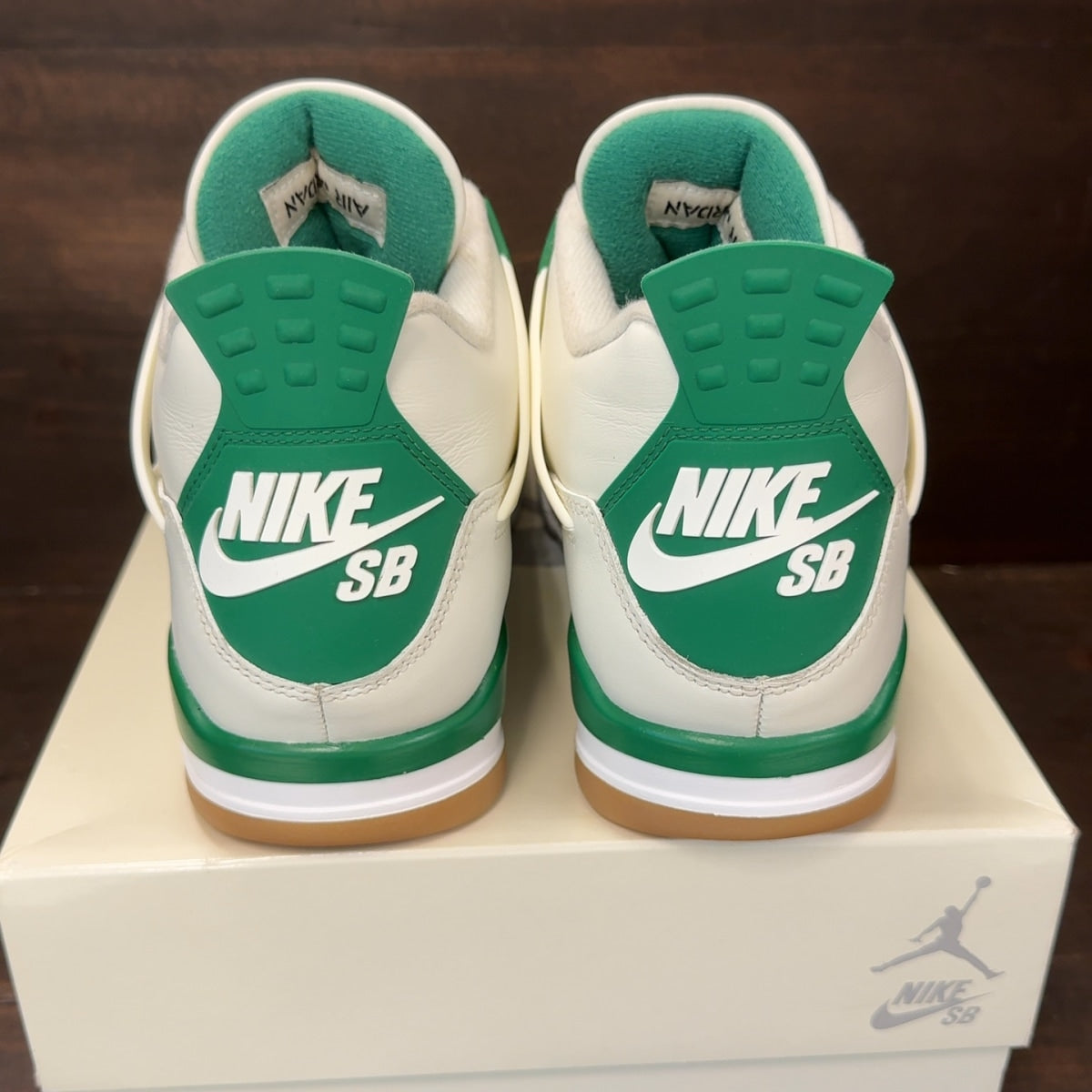 Jordan 4 Retro SB Pine Green - Image 5