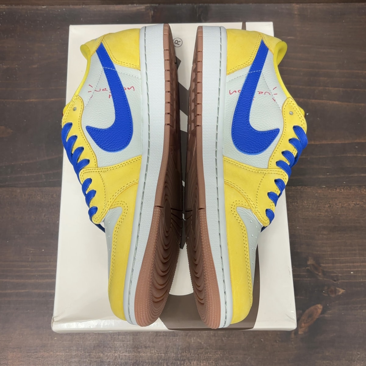 Jordan 1 Retro Low OG SP Travis Scott Canary (Women's) Size 13W (Pre-Owned) - Image 4