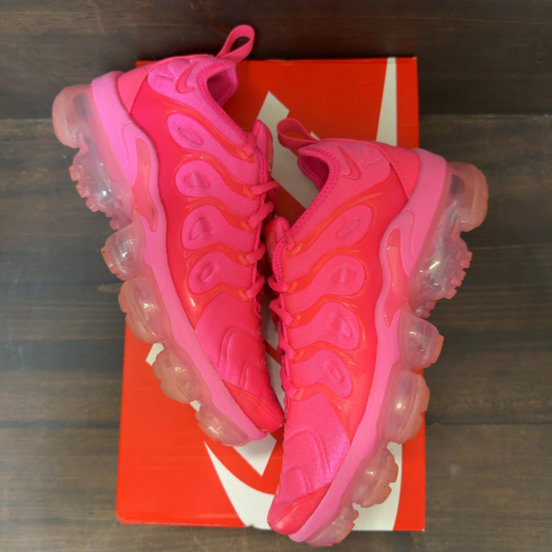 Nike Air Max VaporMax Plus Hyper Pink (Women's) Size 6W (Pre-Owned)