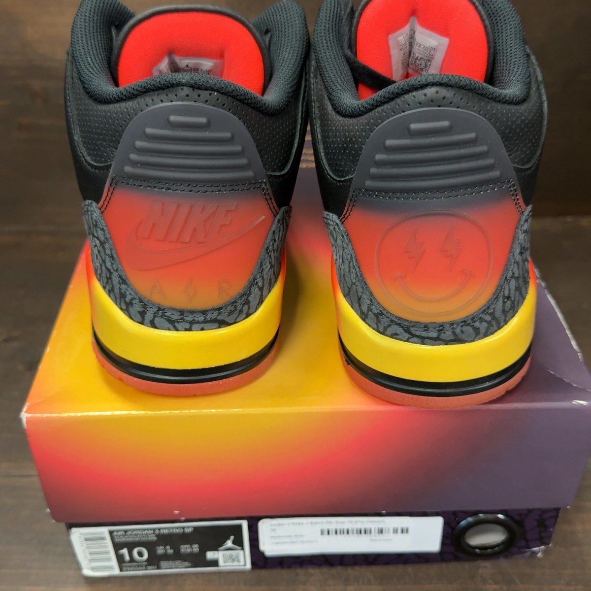 Jordan 3 Retro J Balvin Rio - Image 5