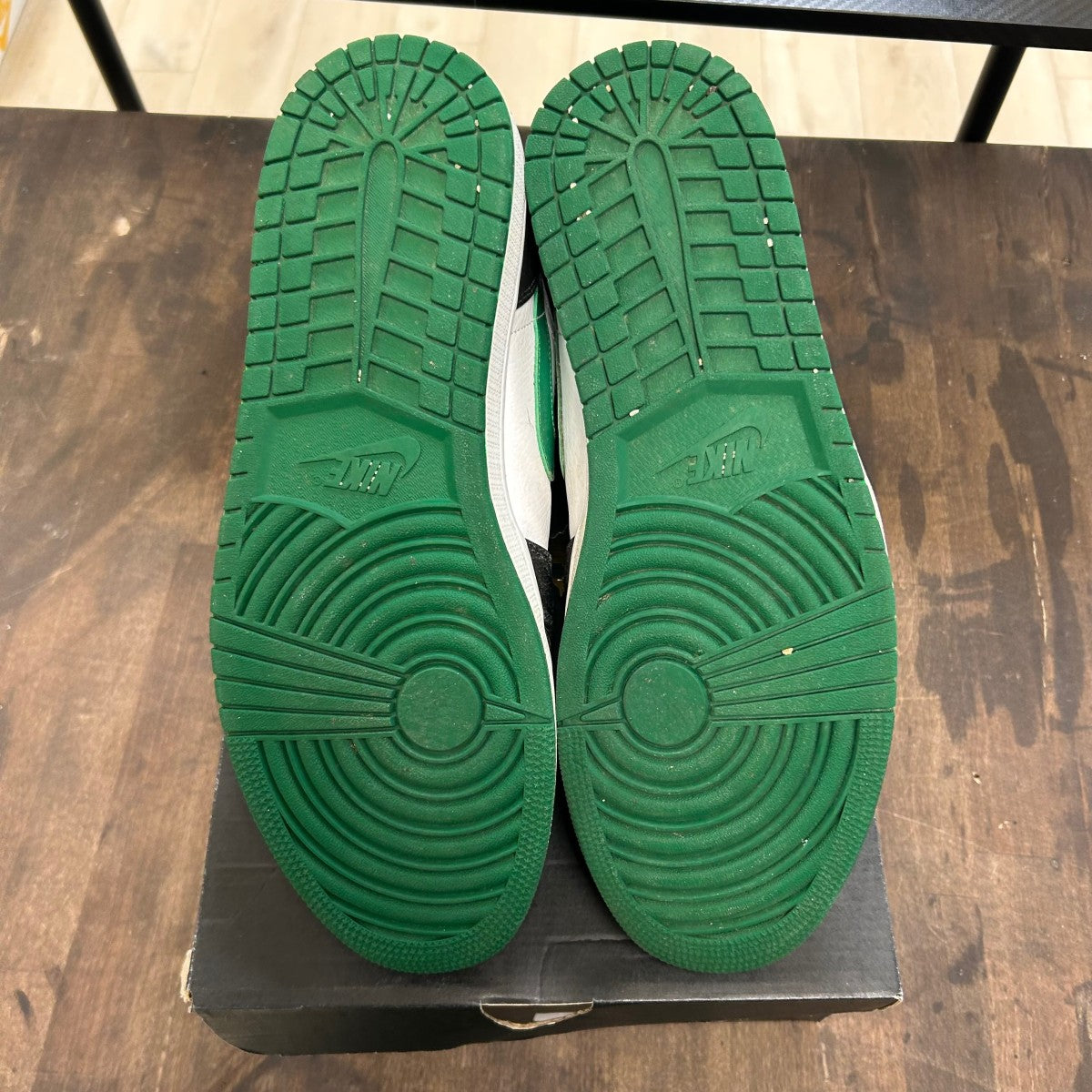 Jordan 1 Mid Green Toe - Image 5