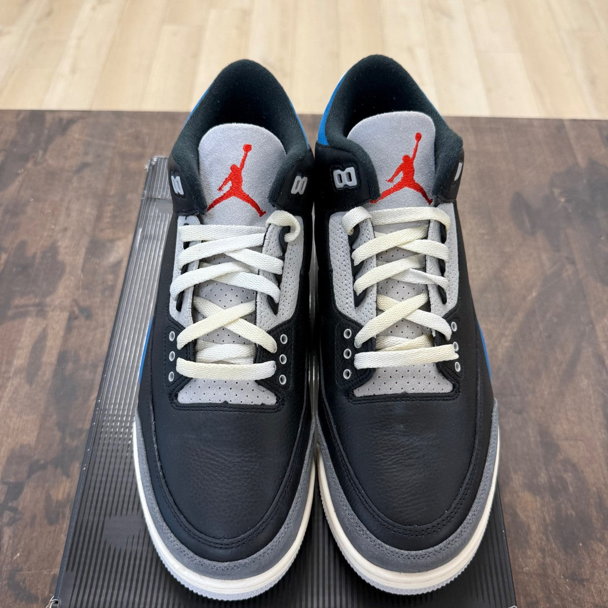 Jordan 3 Retro OG Rare Air - Image 2