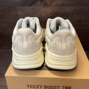 adidas Yeezy Boost 700 Analog - Image 4