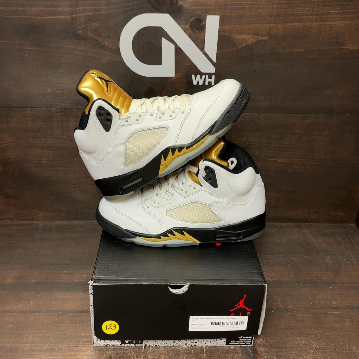 Jordan 5 Retro Olympic (2016) Size 9.5 (Pre-Owned) - Image 1