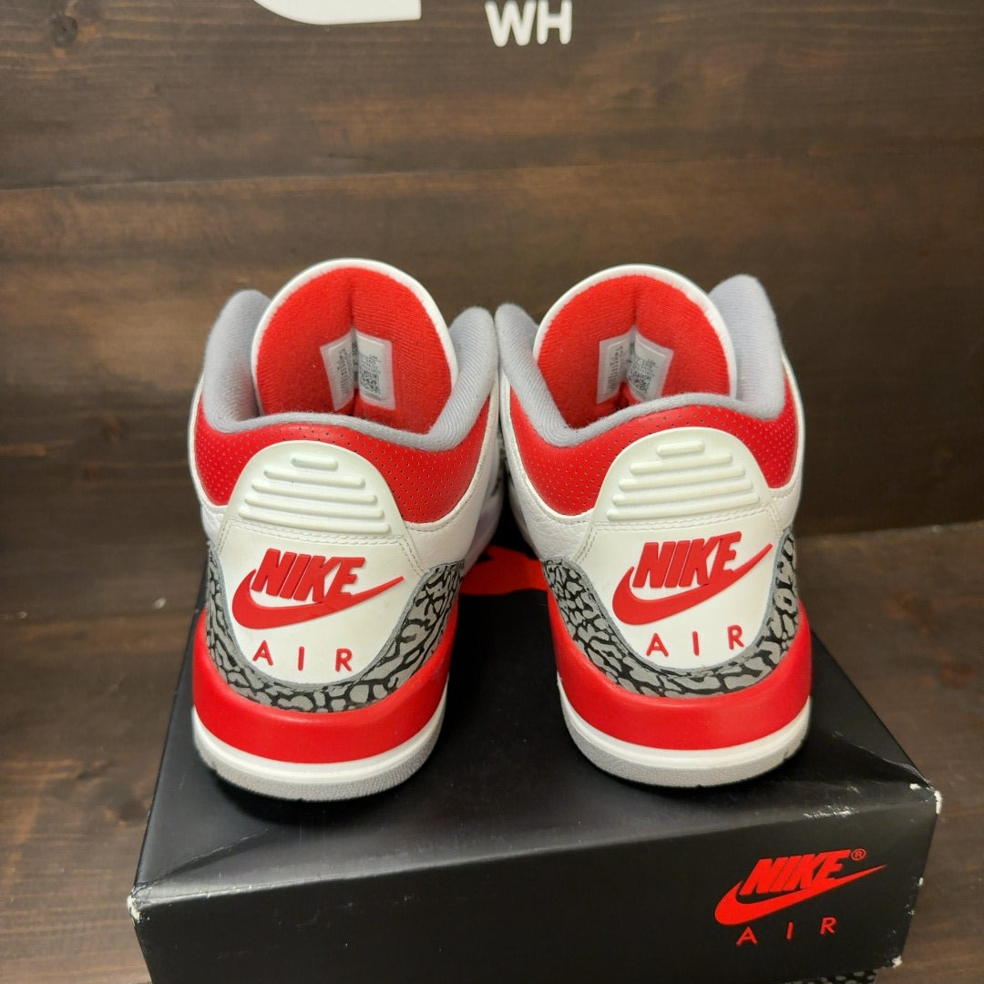 Jordan 3 Retro Fire Red (2022) Size 8.5 (Pre-Owned)