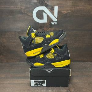 Jordan 4 Retro Thunder (2023) (GS) Size 5.5Y (Pre-Owned)