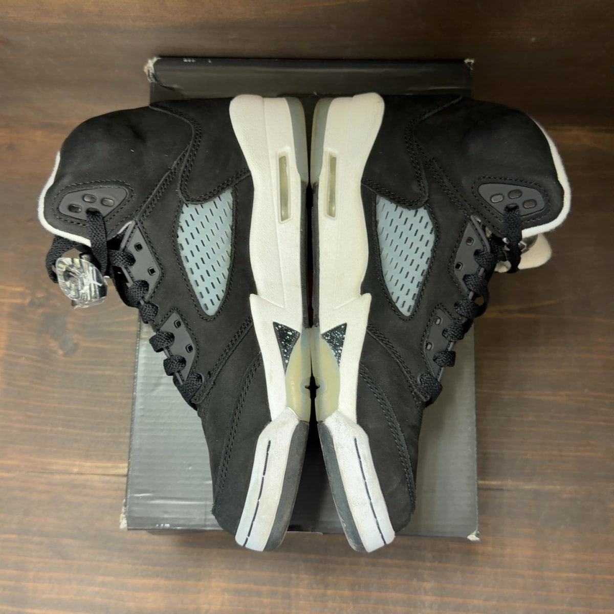 Jordan 5 Retro Moonlight (2021) (GS) Size 5Y (Pre-Owned) - aux