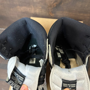 Jordan 1 Retro High OG White Cement Size 8.5 (Pre-Owned) - Image 4