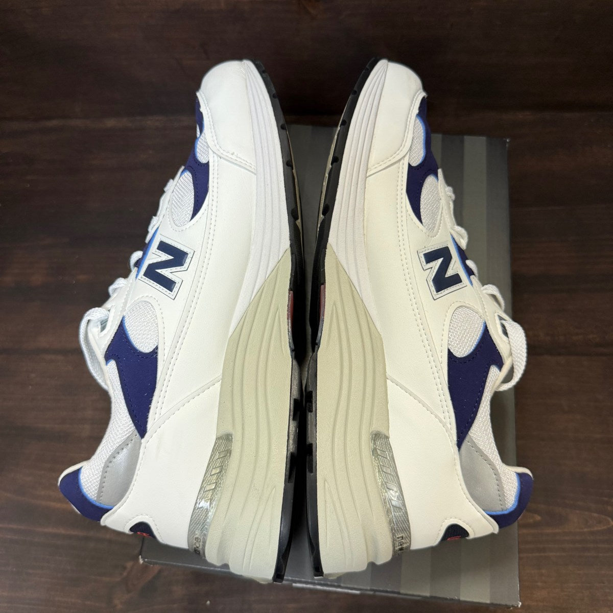 New Balance 992 White Navy - Image 4