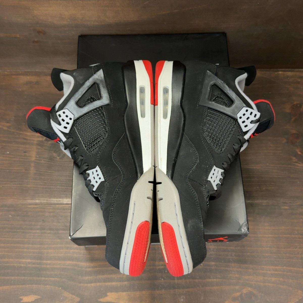 Jordan 4 Retro Bred (2019) - Image 4