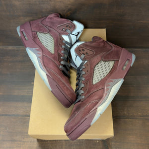 Jordan 5 Retro Burgundy (2023) Size 10 (Pre-Owned) - Image 2