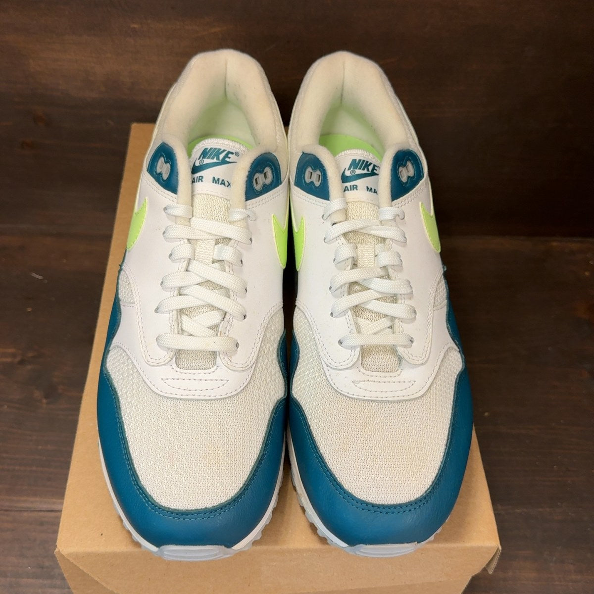 Nike Air Max 90/1 Spruce Lime Size 11 (Pre-Owned) - Image 3
