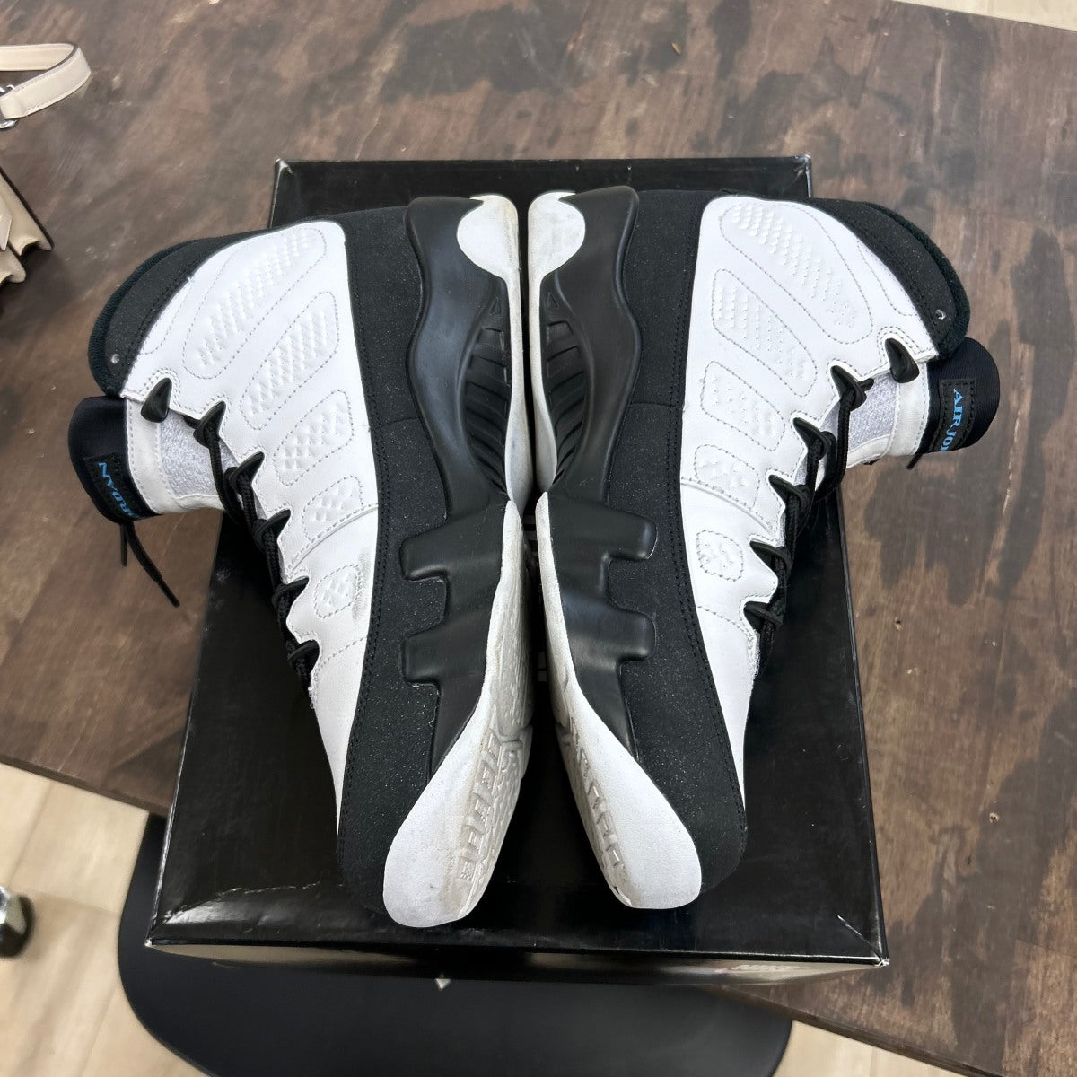 Jordan 9 Retro University Blue - Image 3