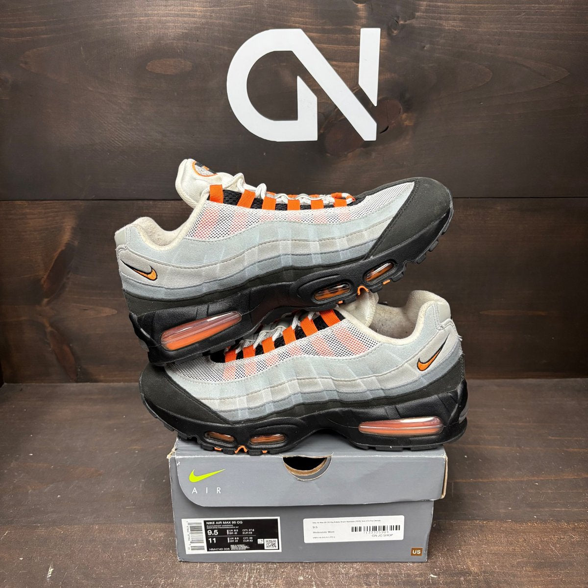 Nike Air Max 95 OG Big Bubble Bright Mandarin (2025) Size 9.5 (Pre-Owned) - front
