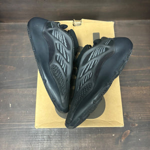 adidas Yeezy 700 V3 Alvah Size 7 (Pre-Owned) - back