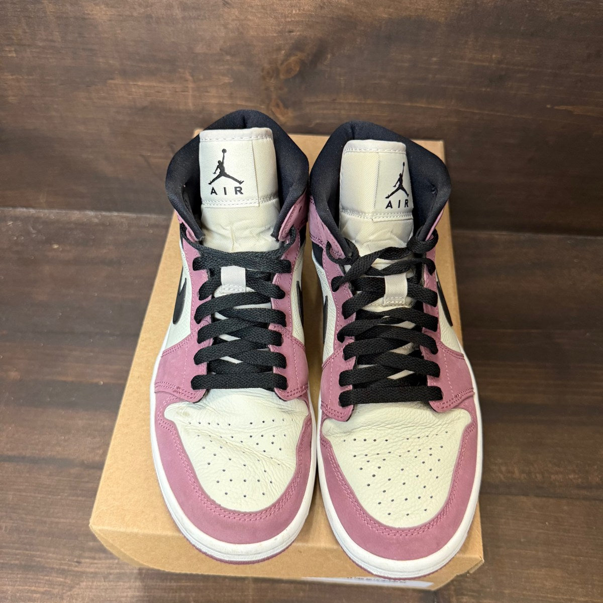 Jordan 1 Mid SE Light Mulberry (Women's) Size 8W (Pre-Owned) - Image 2
