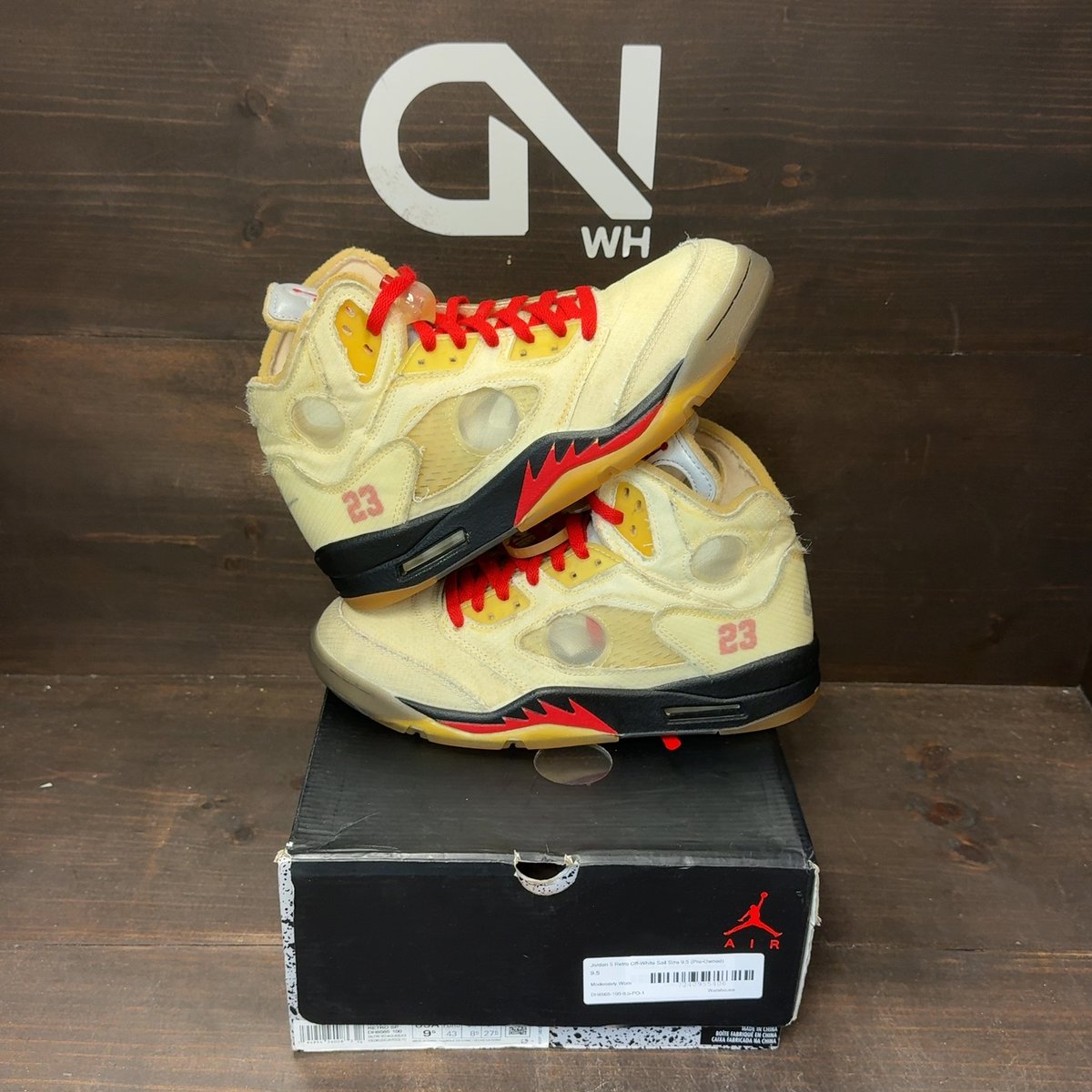 Jordan 5 Retro Off-White Sail Size 9.5 (Pre-Owned) - front