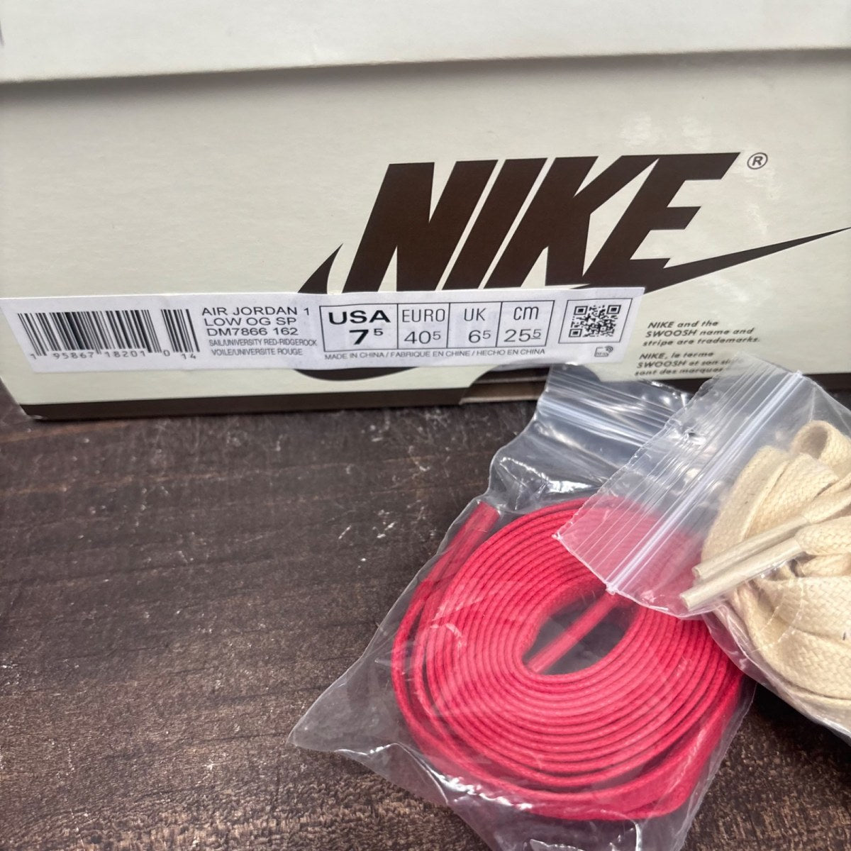 Jordan 1 Retro Low OG SP Travis Scott Reverse Mocha - Image 7