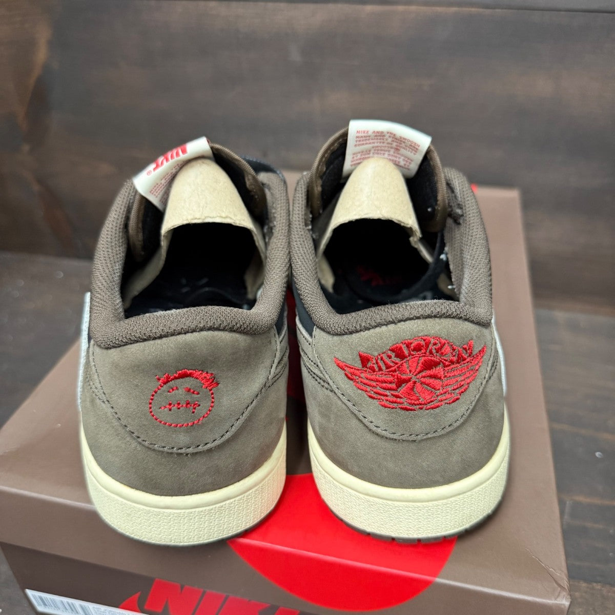 Jordan 1 Retro Low OG SP Travis Scott Mocha - Image 5